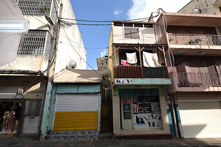  Immeuble � vendre 10 pi�ces 260 m�