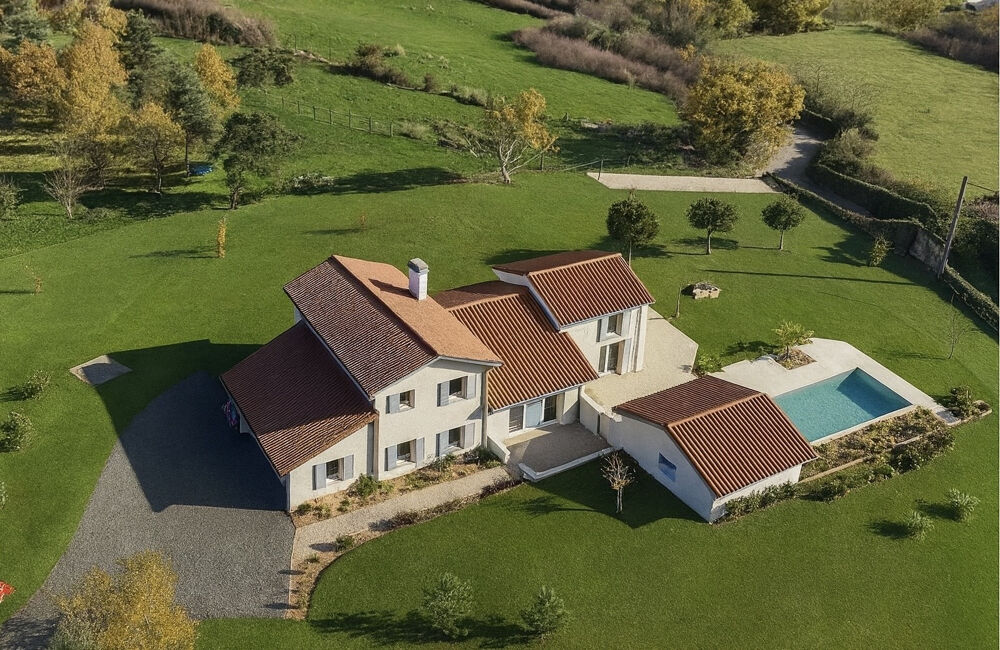 � vendre  Maison Montbrison (42600)