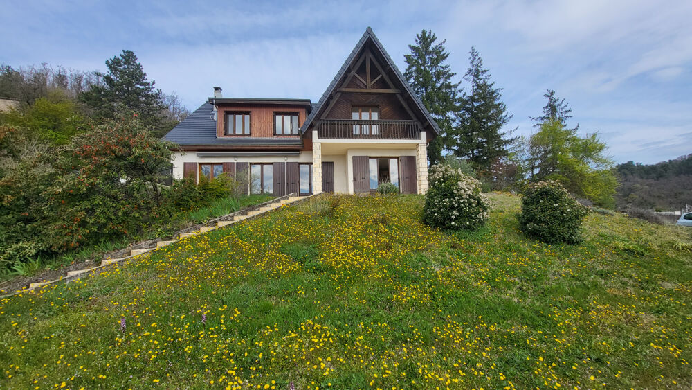 Maison 10 pièces 245 m2