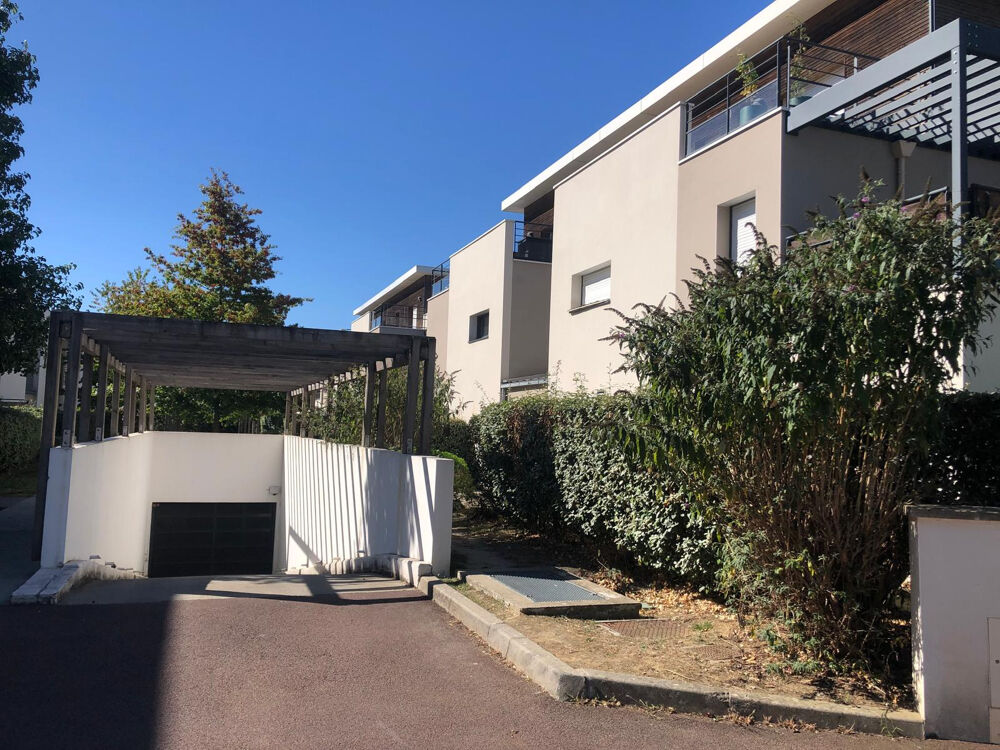 Vente Appartement Joli T2 de 49 m2 en rez de jardin au calme Sautron