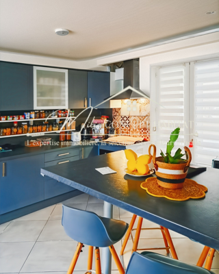  Maison � vendre 4 pi�ces 130 m�