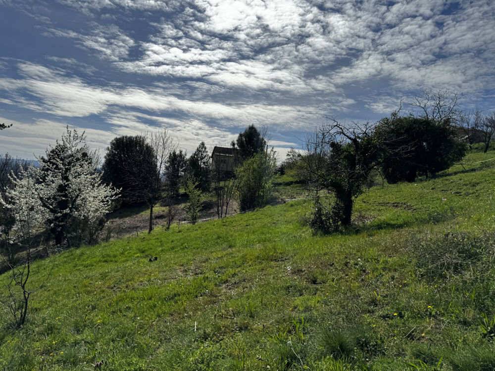 Vente Terrain Beau Terrain secteur Prisé avec Vue et Eau Vals les bains