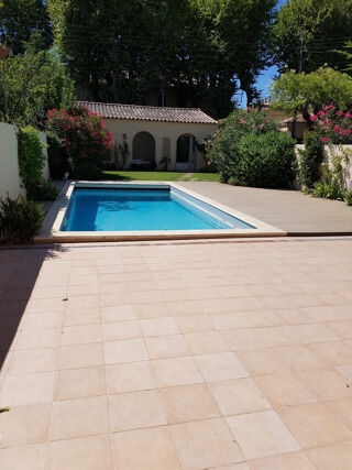  Maison à vendre 6 pièces 200 m² Salon de provence