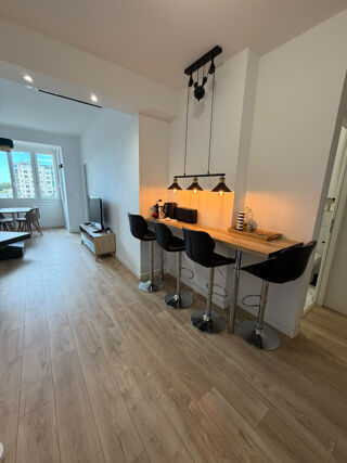  Appartement à louer 3 pièces 49 m²