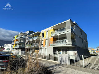  Appartement  vendre 4 pices 82 m