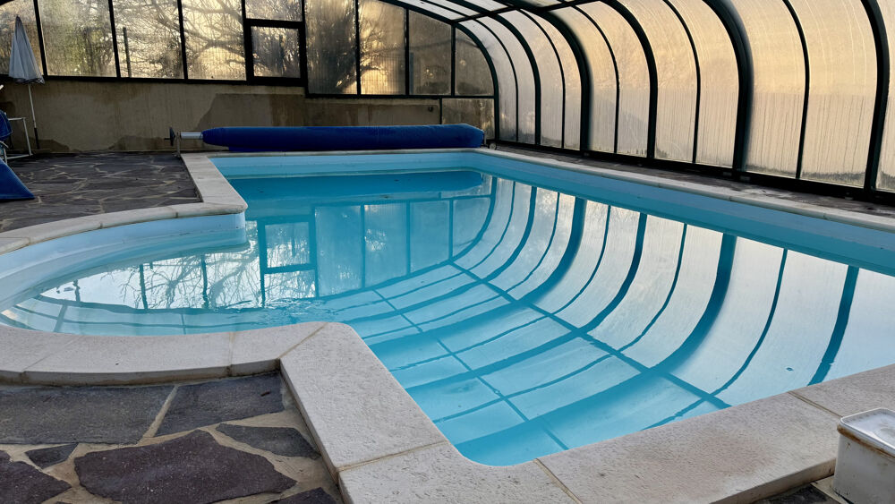 Vente Propri�t�/Ch�teau Propri�t� avec vue panoramique piscine couverte grand sejour et espace bien-�tre Avallon