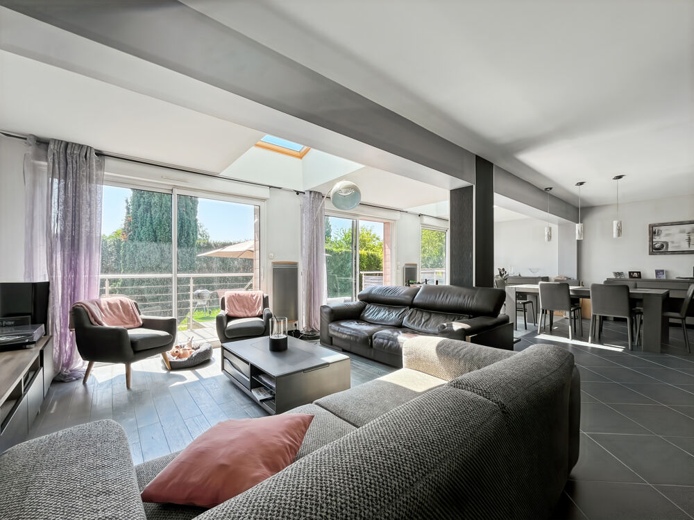 Vente Maison MAISON INDIVIDUELLE   5 CHAMBRES   TERRASSE & JARDIN   SOUS-SOL TOTAL   CENTRE DE SERVON Servon