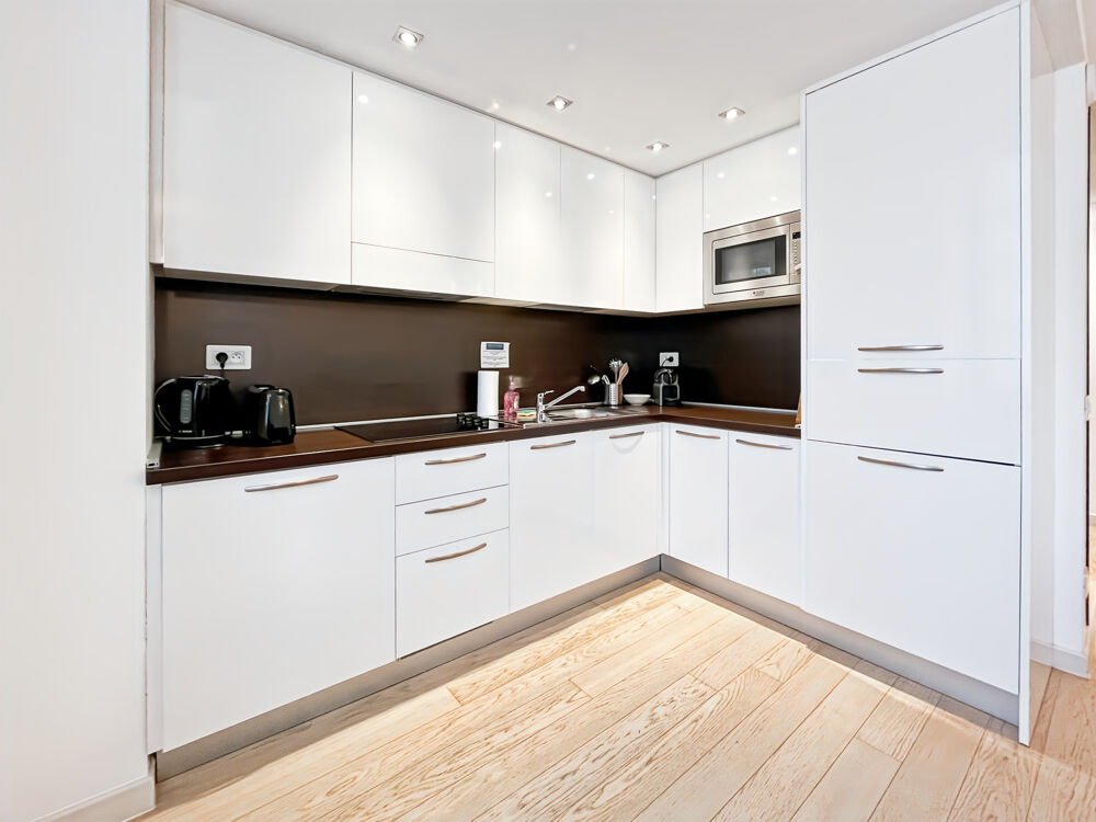 Très beau studio au 3ème d'un très bel immeuble