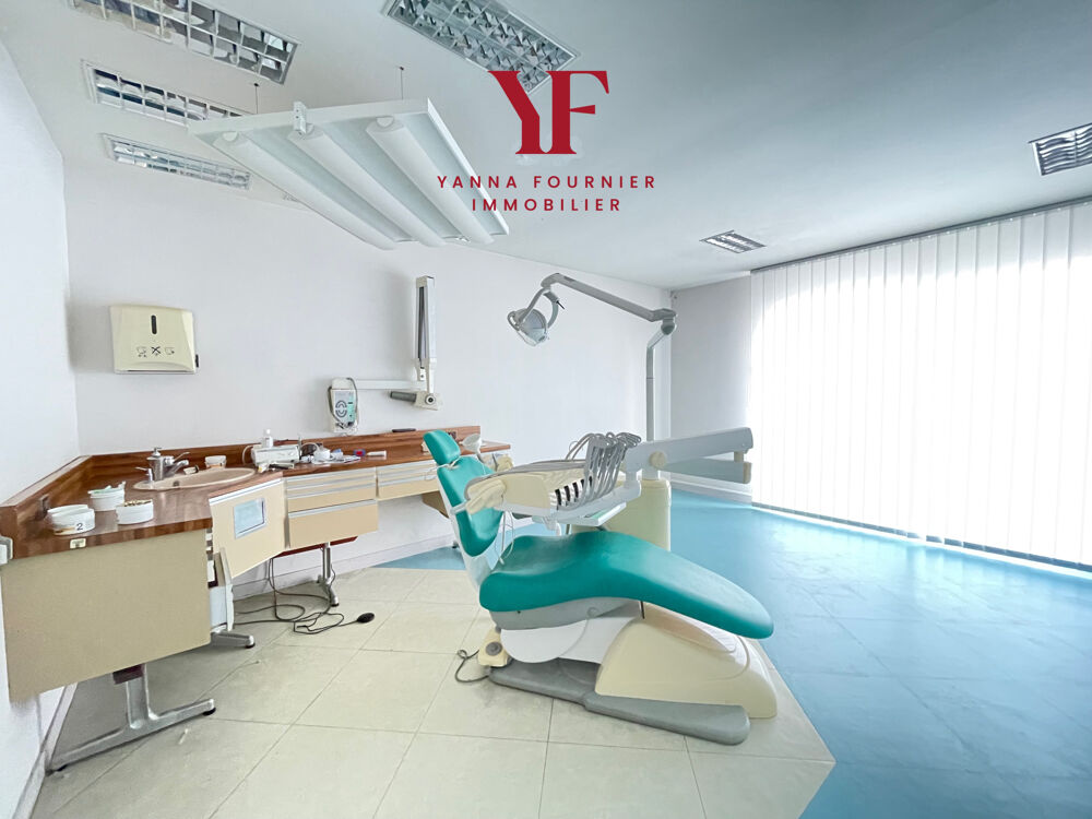 Vente Autre MURS COMMERCIAUX, 147 m2   CENTRE VILLE DE PLOUGASTEL-DAOULAS, ACCÈS PMR Plougastel daoulas