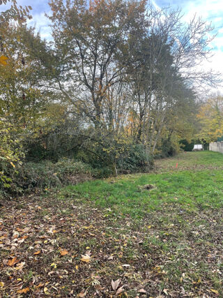  Terrain  vendre 1600 m