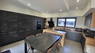  Maison à vendre 6 pièces 162 m²