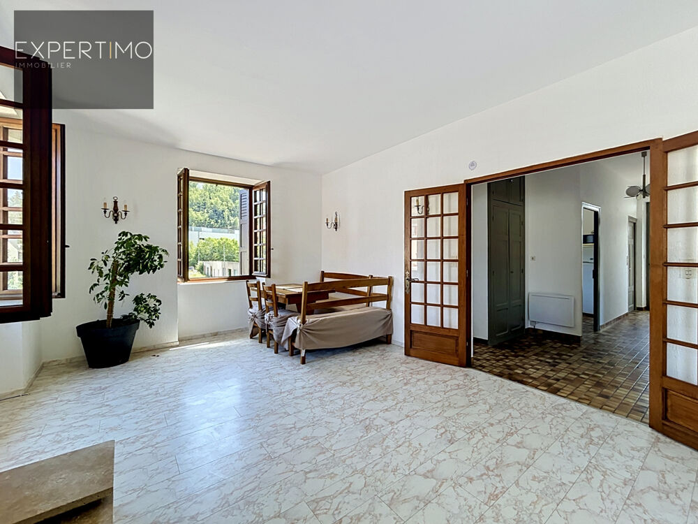 Vente Maison Maison avec potentiel sur deux niveaux   garage et stationnements   Vivier-Pont Viviez