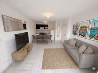 Vente Appartement Vue Etang Thau-10 min pied de la gare-dernier étage Sete