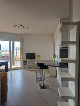  Appartement à louer 1 pièce 33 m²