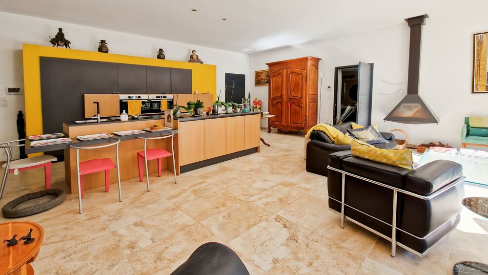  vendre  Maison Uzs (30700)