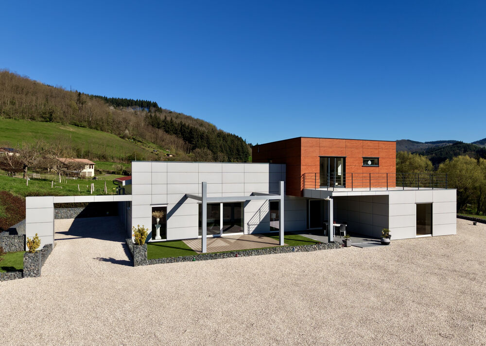 Vente Maison Villa contemporaine 175 m2   Garage de 120 m2 à fort potentiel Chambost allieres