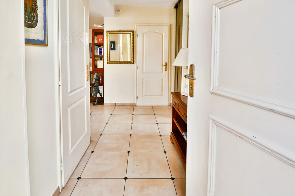 Rueil-Malmaison - Buzenval - Maison familiale, 4 chambres, jardin - 165m2 au sol hors garage.