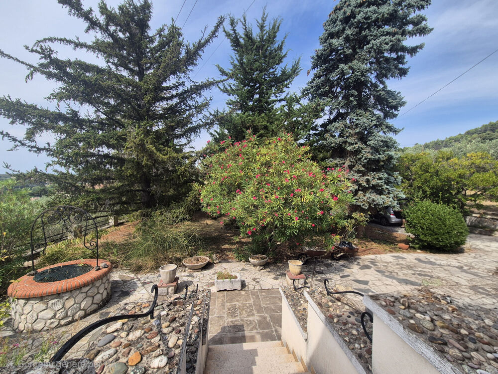 Maison traditionnelle T4 de 103 m2 sur environ 1300 m2-Vue dégagée- Dépendance de 100 m2