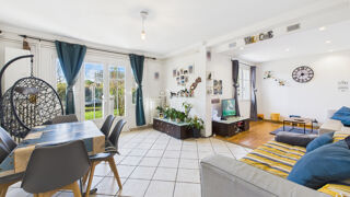  Immeuble � vendre 127 m�