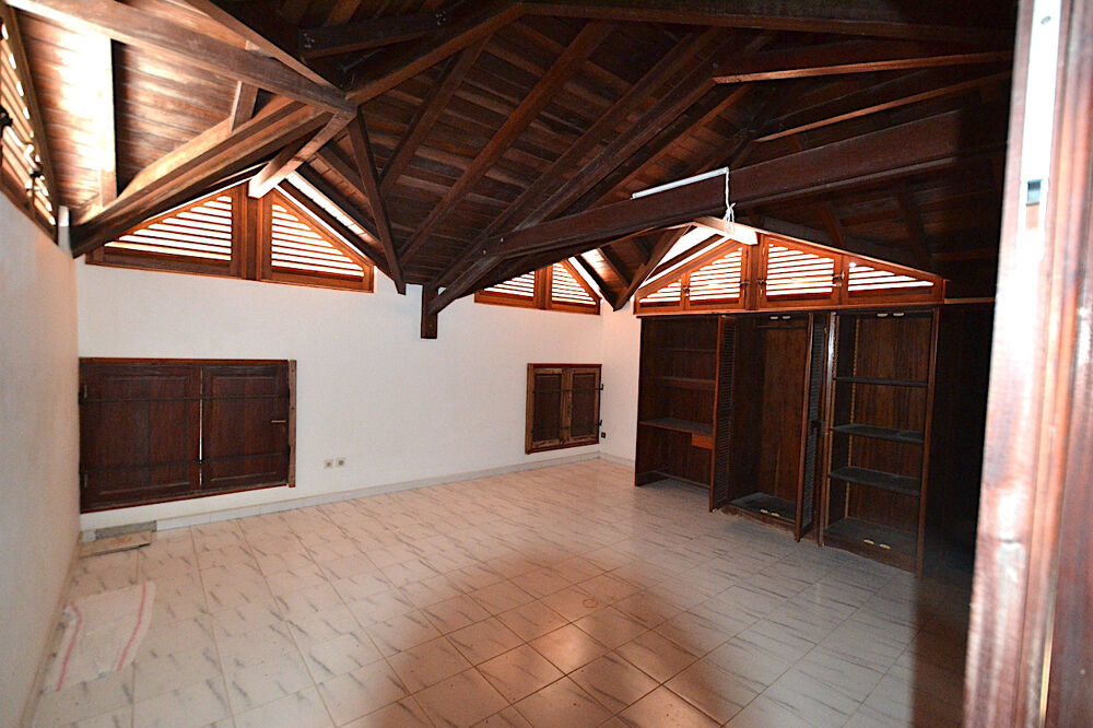 � vendre  Maison Le Gosier (97190)
