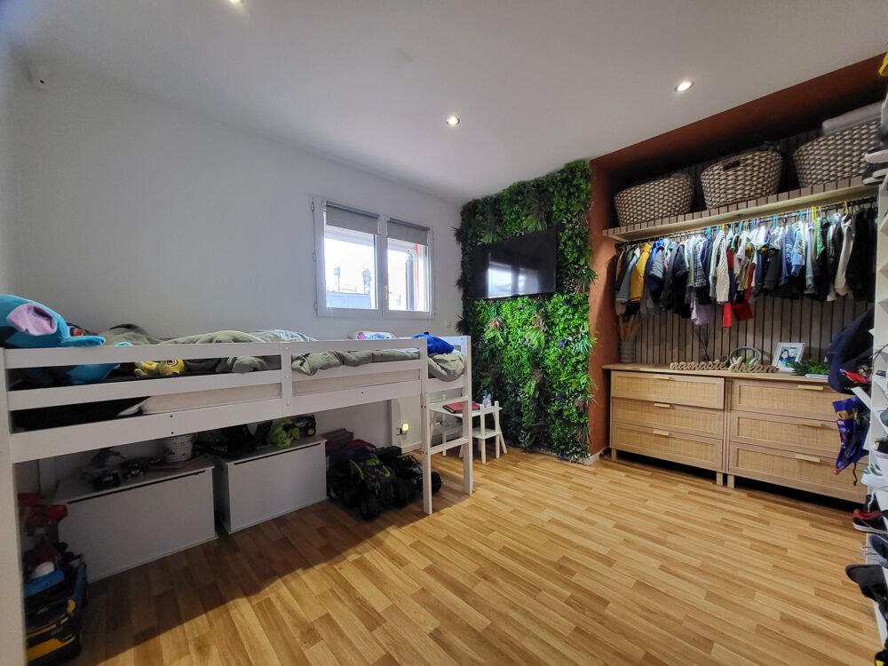 � vendre  Maison Vitrolles (13127)