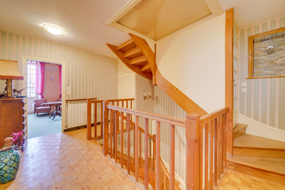 Vente Immeuble Immeuble 5 pièces de 200m2 Bourg