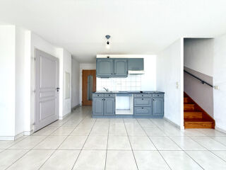  Duplex/triplex  vendre 3 pices 65 m