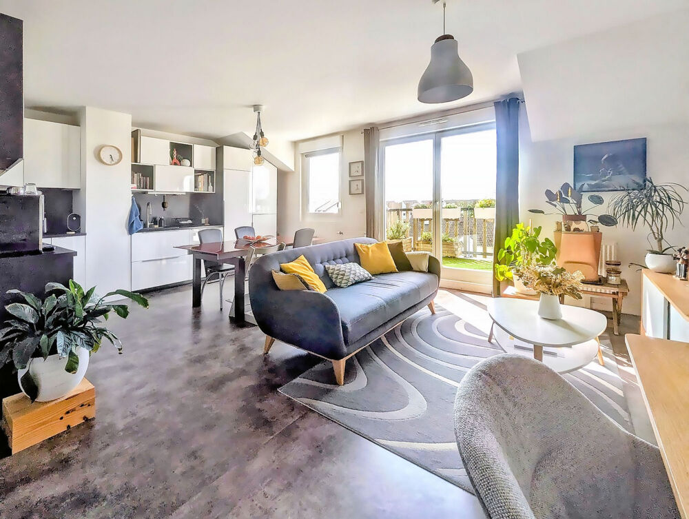 Appartement 4P récent en dernier étage (ascenseur) proche toutes commodités