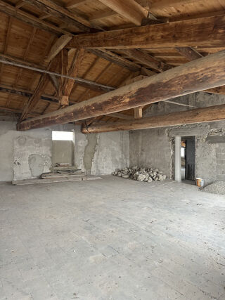  Appartement � vendre 1 pi�ce 85 m�