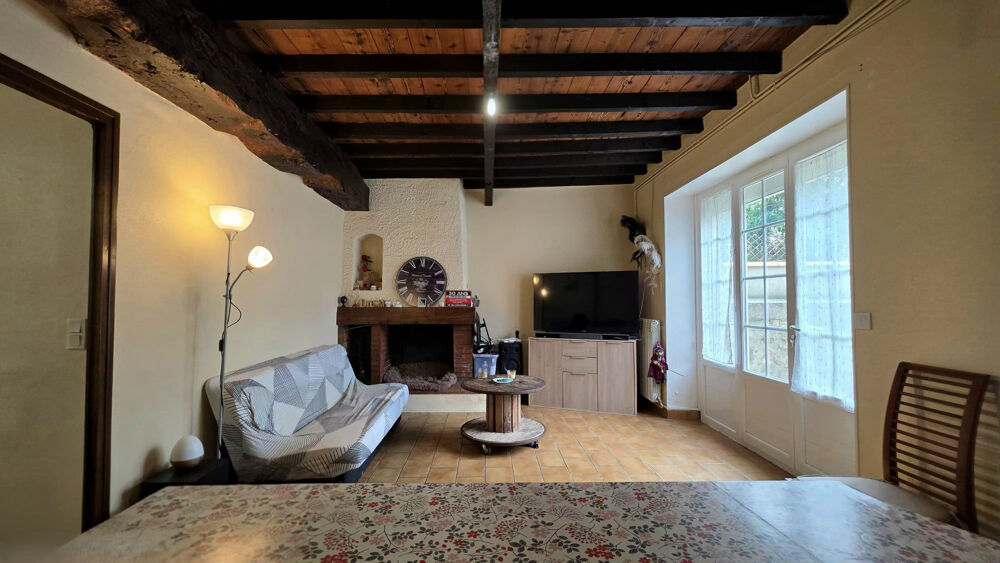 Vente Maison MAISON T5 - 115M2 AU COEUR D'UN JOLI VILLAGE AVEC COUR DE 110M2 / PROCHE VALENCE SUR BAISE Beaucaire