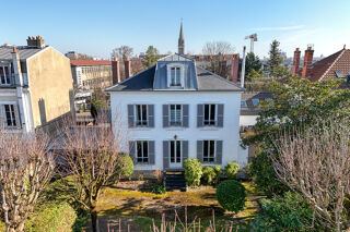  Maison à vendre 11 pièces 264 m²