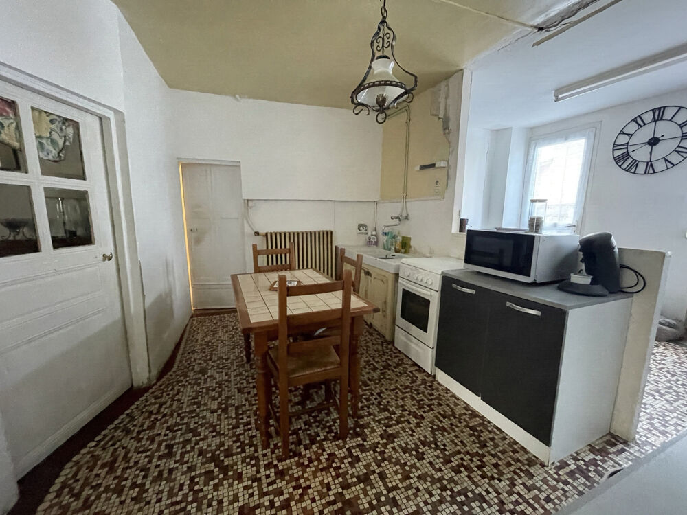 Vente Maison Maison 3 chambres, avec ateliers et grange Pussay