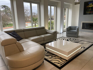  Maison � vendre 8 pi�ces 216 m�