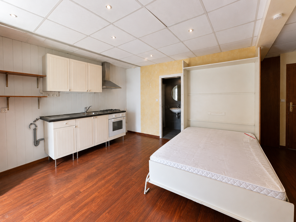Location Appartement Studio meublé rez-de-chaussée centre Sonnay