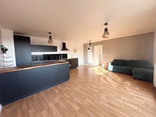  Appartement  vendre 5 pices 85 m