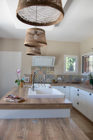  Maison 5 pi�ces 234 m� L isle sur la sorgue