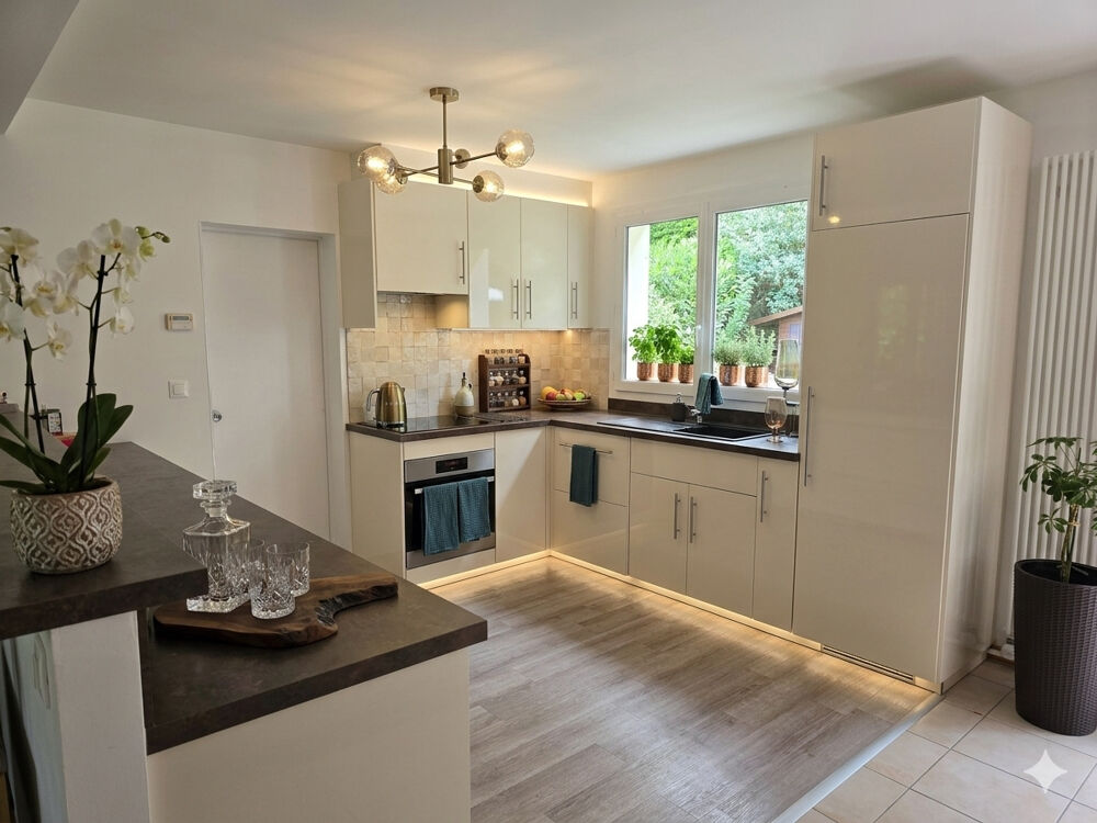 Maison Familiale de 160 m2 aux Prestations Haut de Gamme !