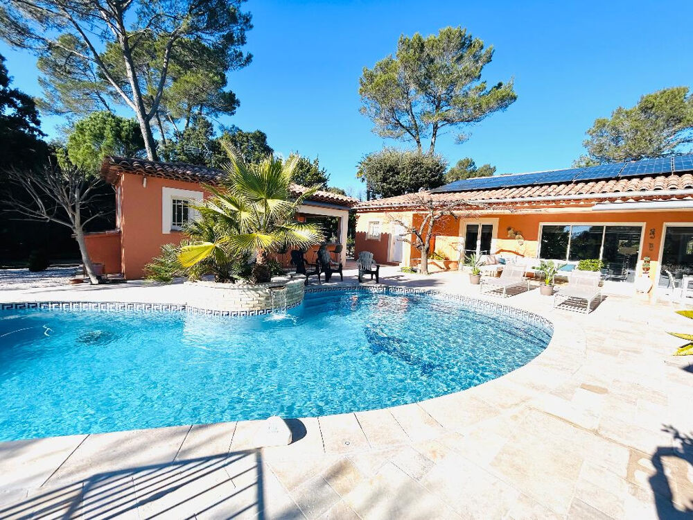 MAISON 6 PIECES 200 M2 ENV. PISCINE + ANNEXE AMENAGEE