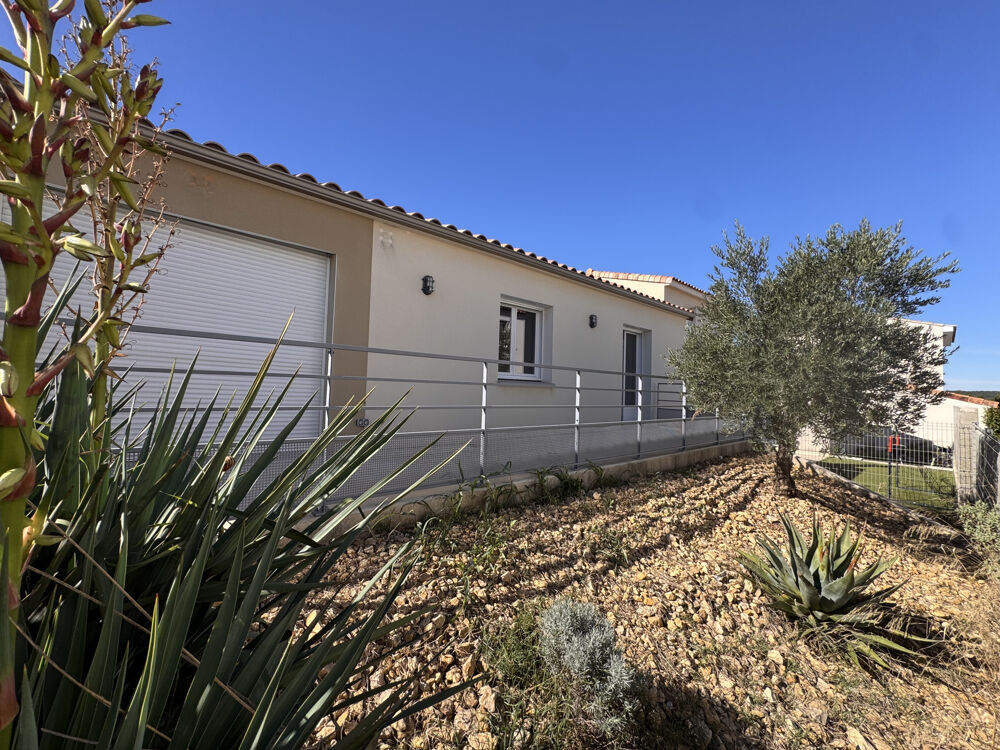 À LOUER SUPERBE MAISON 100m2 DE PLAIN-PIED AVEC JARDIN, TERRASSE ET GARAGE ROCHEFORT-DU-GARD