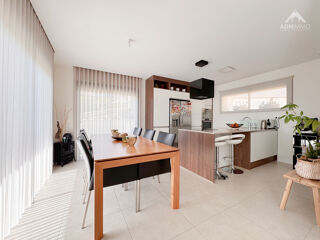  Maison à vendre 5 pièces 143 m²