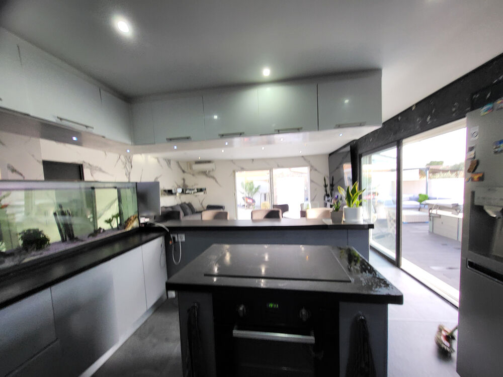 � vendre  Maison Vitrolles (13127)