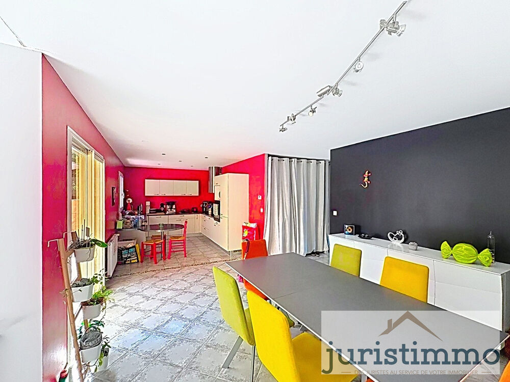 Vente Maison MAISON DE PLAIN PIED DE LOTISSEMENT LUMINEUSE DE 110M2 AVEC PISCINE Camaret sur aigues