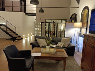  Propri�t�/ch�teau 7 pi�ces 231 m� Vif