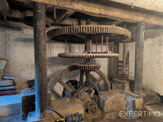  Maison  vendre 8 pices 338 m