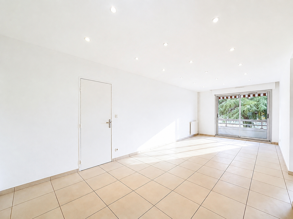 Villeurbanne Gratte-Ciel Appartement T4 82 m2 avec balcon