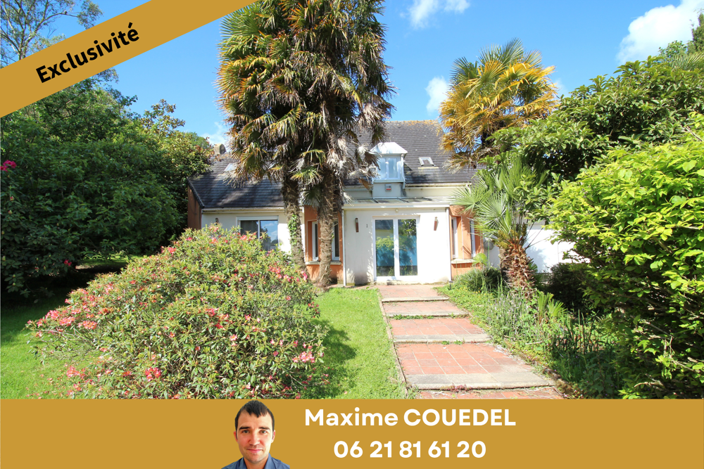 Maison de 224 m2 avec beau potentiel Terrain de 1 334 m2
