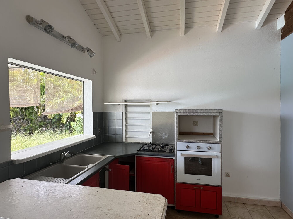Villa 3 chambres de 110m2 environ sur un terrain de 750m2 avec piscine