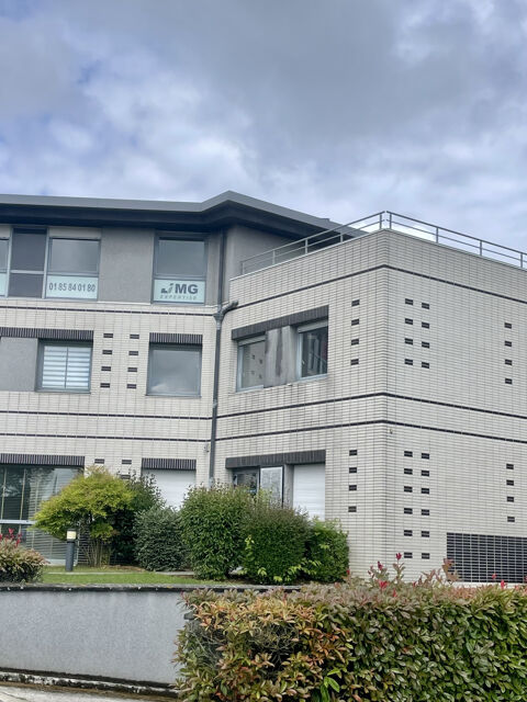   BUREAUX A LOUER MAGNY LE HONGRE 