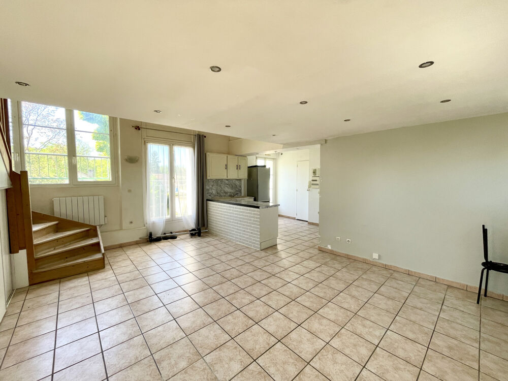 Appartement duplex, 2 chambres, toit terrasse, cave et place de parking