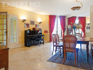  Maison à vendre 11 pièces 388 m²